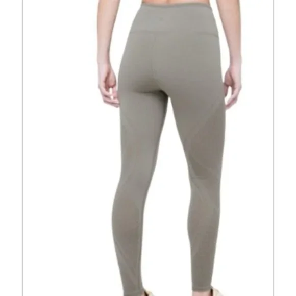 Lululemon REAVEAL TIGHT CARBON DUST LEGGING - Picture 5 of 16